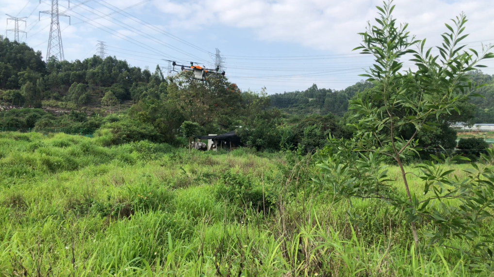 鼎峰植保無(wú)人機(jī)，高效率，品質(zhì)好，農(nóng)業(yè)打藥好幫手！